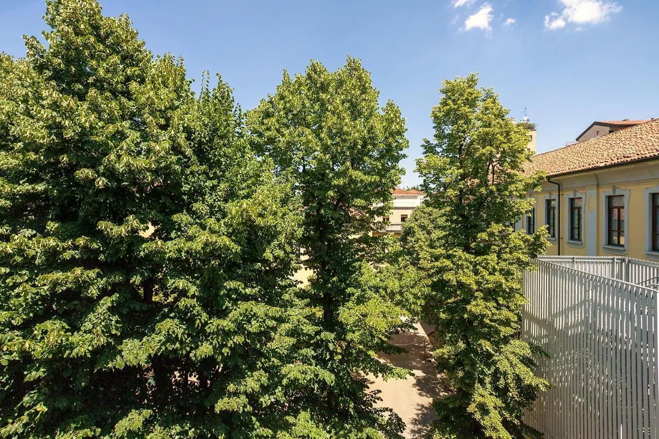 Apartment Duomo - Navigli Chalet Con Suite Milan Italy